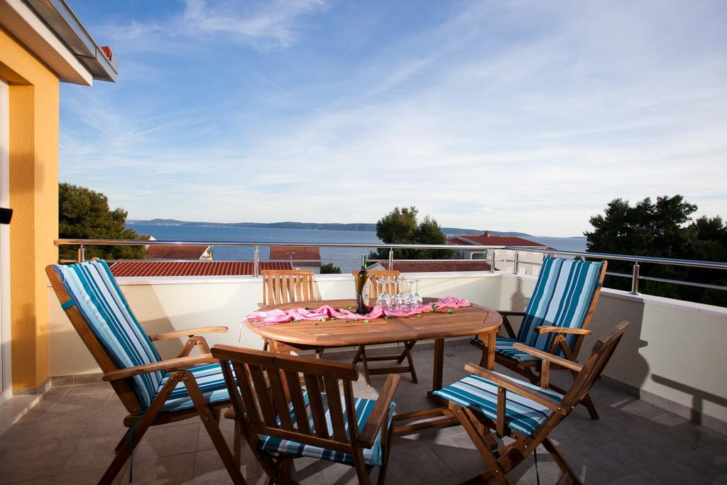 Apartments Medvid Trogir Room photo